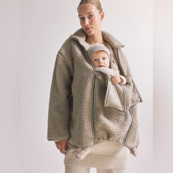 H&M Jackets & Blazers - H&M Babywearing before and after Sherpa Teddy Jacket extra small